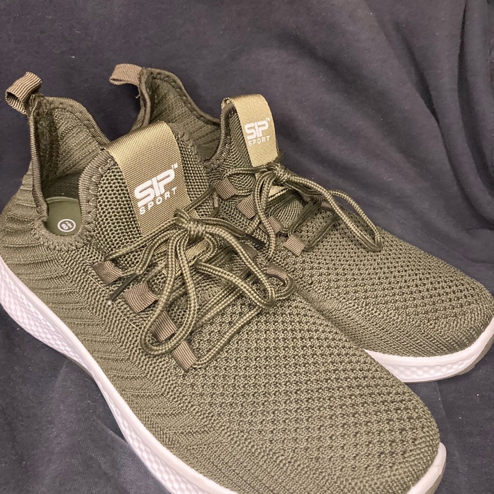 Sporto Olive Athletic Shoes
